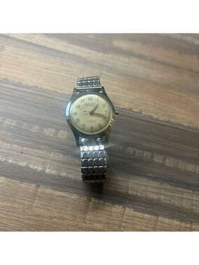 Vintage Men’s Crawford Watch Incabloc 17 Jewels Silver Finish AS-IS